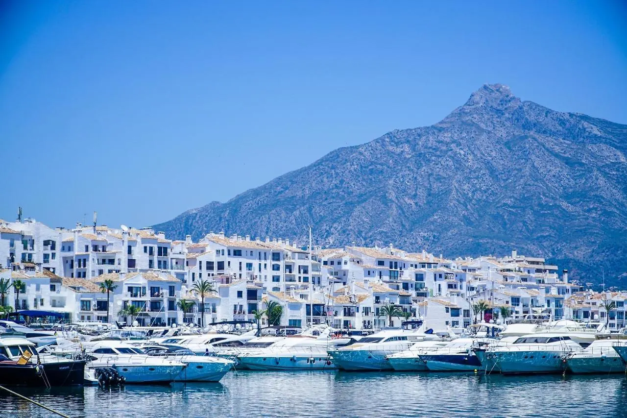 Cerrar Por Favor Lägenhet Marbella